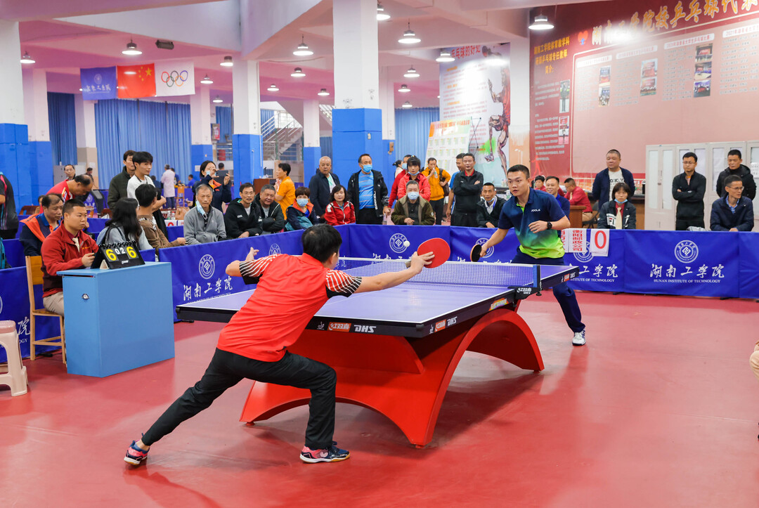 他急停后撤 他急停后撤