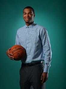 抗强度的轨 抗强度的轨